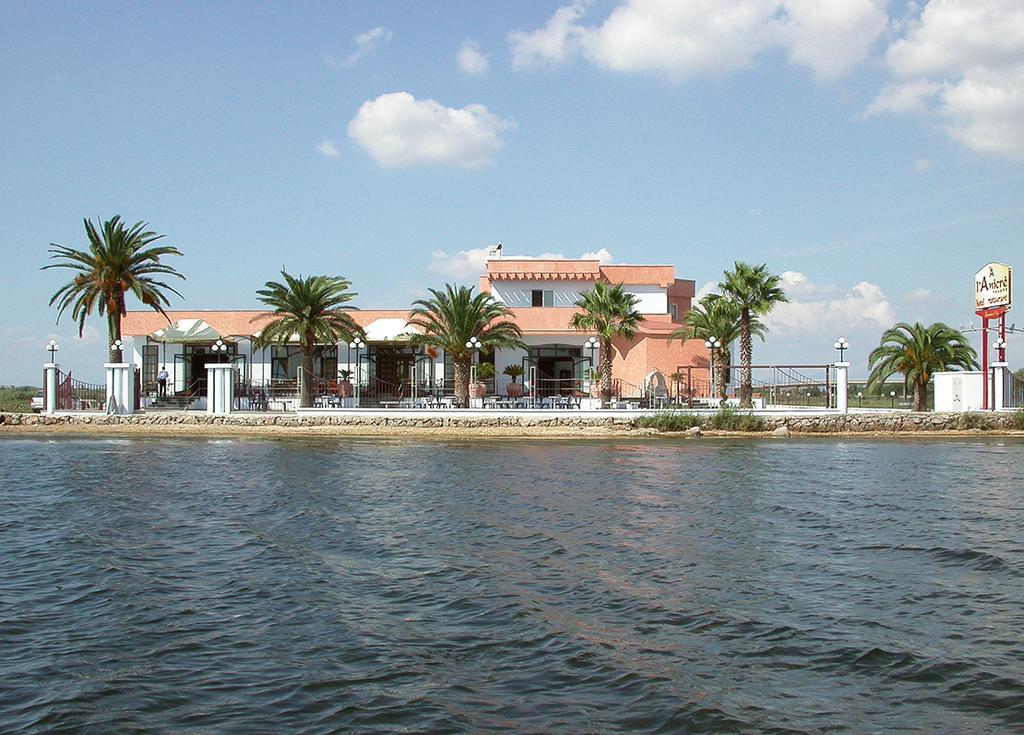 Hotel L' Anicre Varcaturo Bagian luar foto