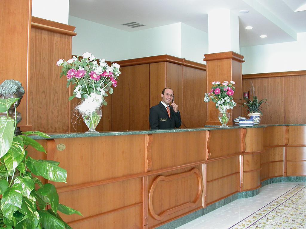 Hotel L' Anicre Varcaturo Bagian luar foto